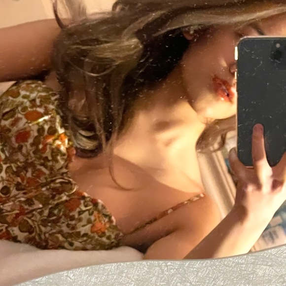 Meet your Posher, Laurianne - Picture 2 of 4